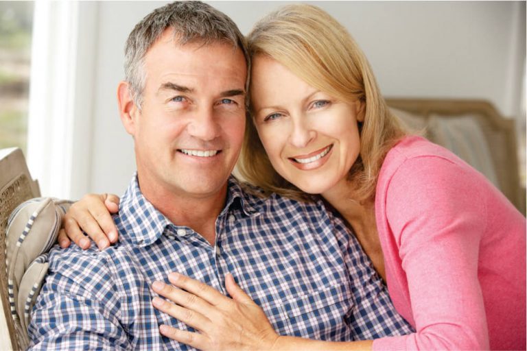 Read more about the article Próteses protocolo e implantes: da saúde ao resgate da autoestima